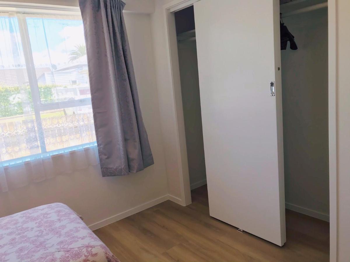 Bright Eden Park Two Bed Townhouse Private Parking Apartment Auckland Exterior photo