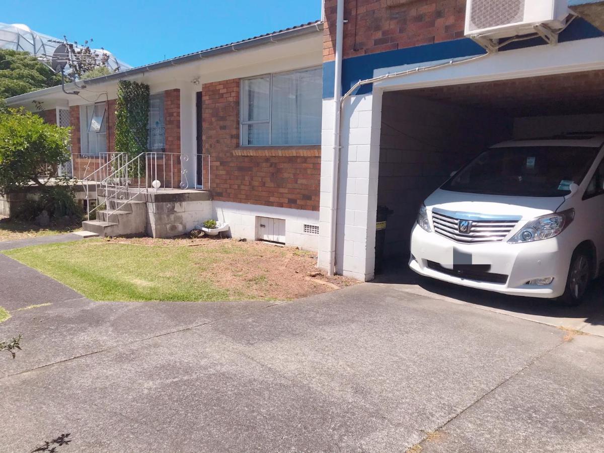 Bright Eden Park Two Bed Townhouse Private Parking Apartment Auckland Exterior photo
